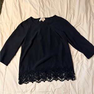 (1) Black lace  Hem 3/4 Sleeve Top - Belair
